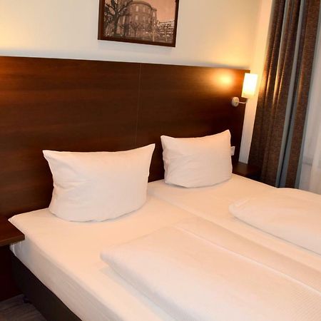 פרנקפורט Trip Inn Budget Hotel Messe מראה חיצוני תמונה