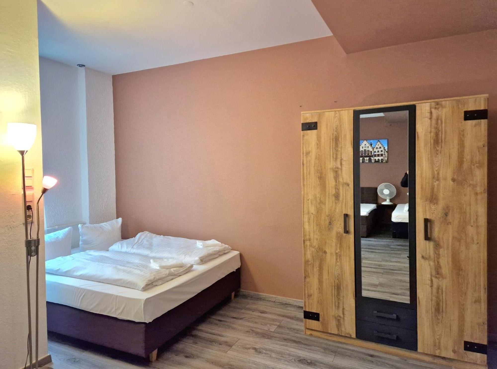 פרנקפורט Trip Inn Budget Hotel Messe מראה חיצוני תמונה